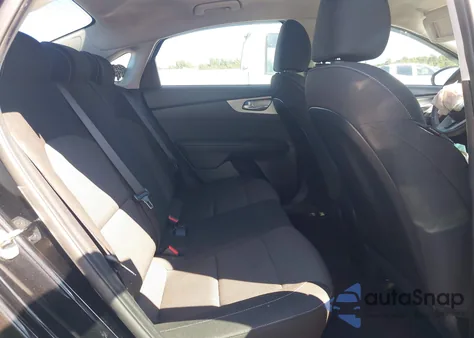 2024 Kia Forte Lxs из США, поврежденный, VIN 3KPF24AD0RE721615